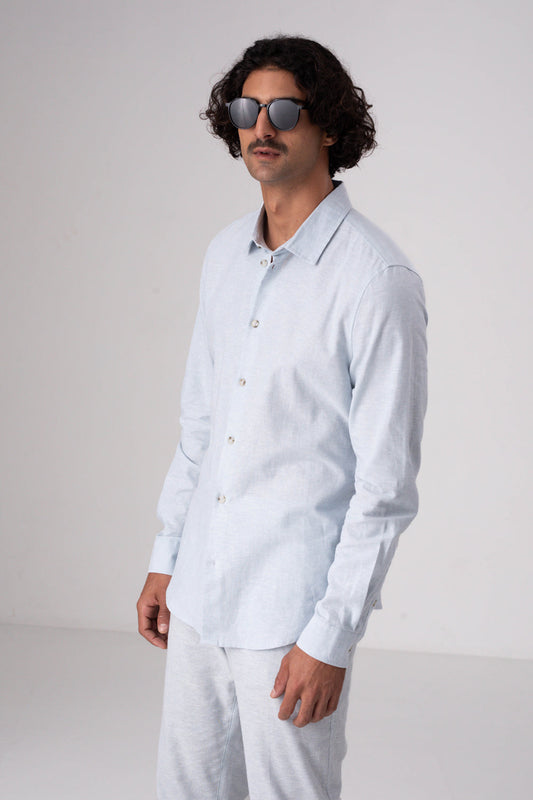 חולצה מכופתרת במראה פשתן