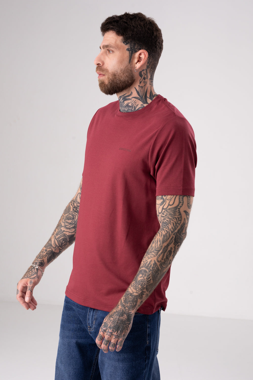 חולצת טי לגברים