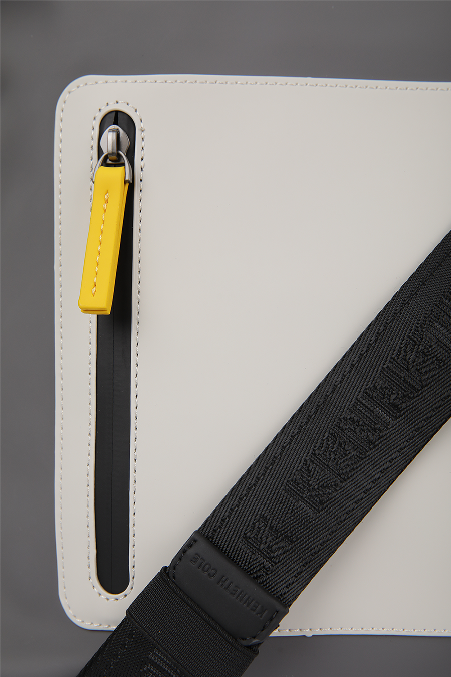 תיק צד SIDE BAG עם לוגו