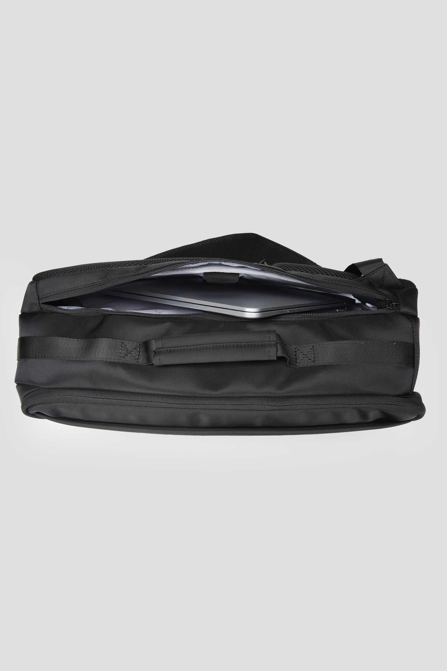 תיק גב לנשיאת מחשב