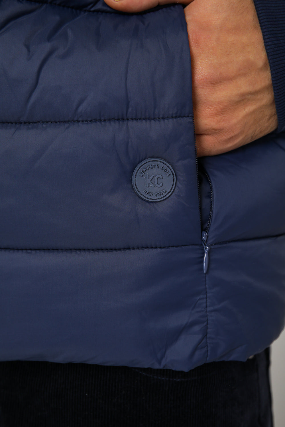 ווסט מרופד עם צווארון גבוה | קנת קול