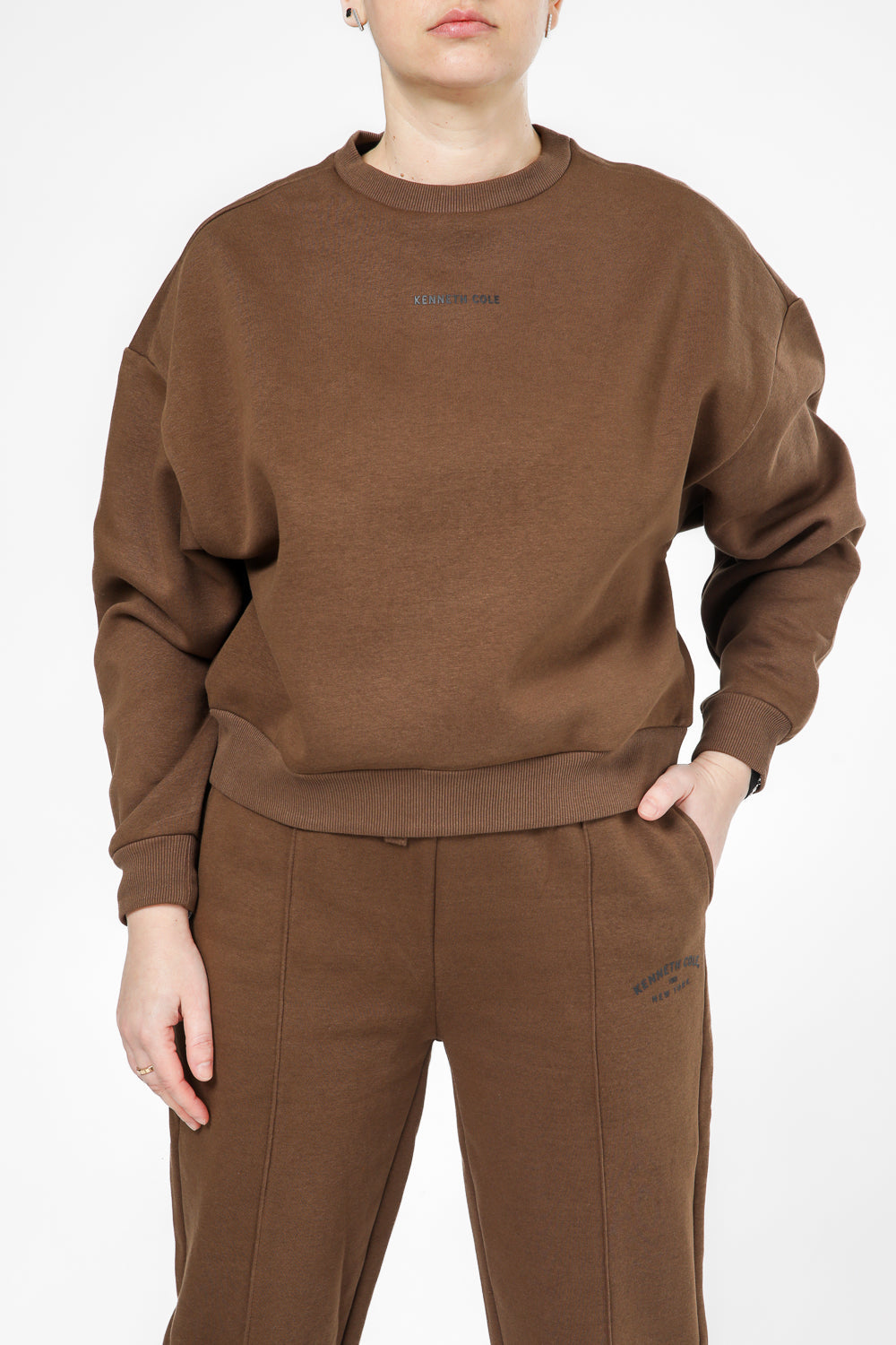 סווטשירט אוברסייז הדפס בגב בצבע קפה