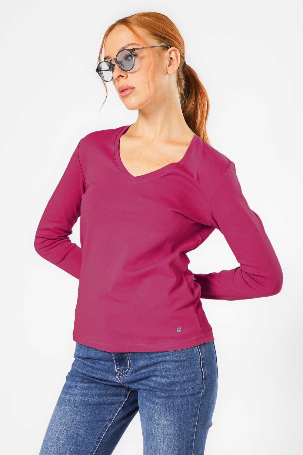 טישירט ארוכה עם מפתח וי | קנת קול