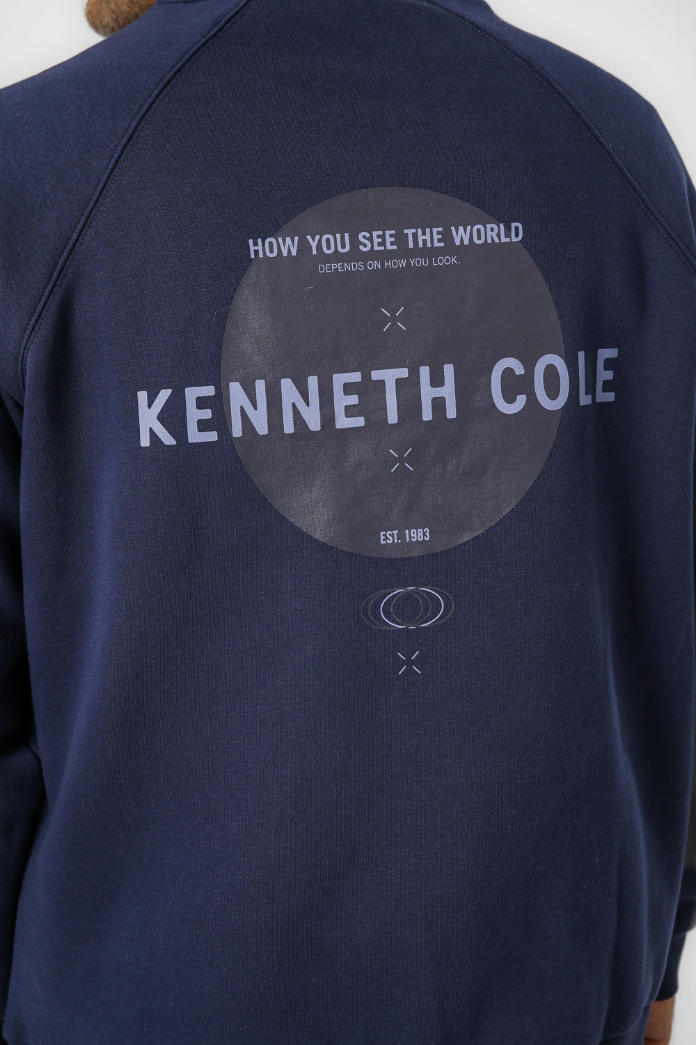 סווטשירט אוברסייז עם הדפס בגב