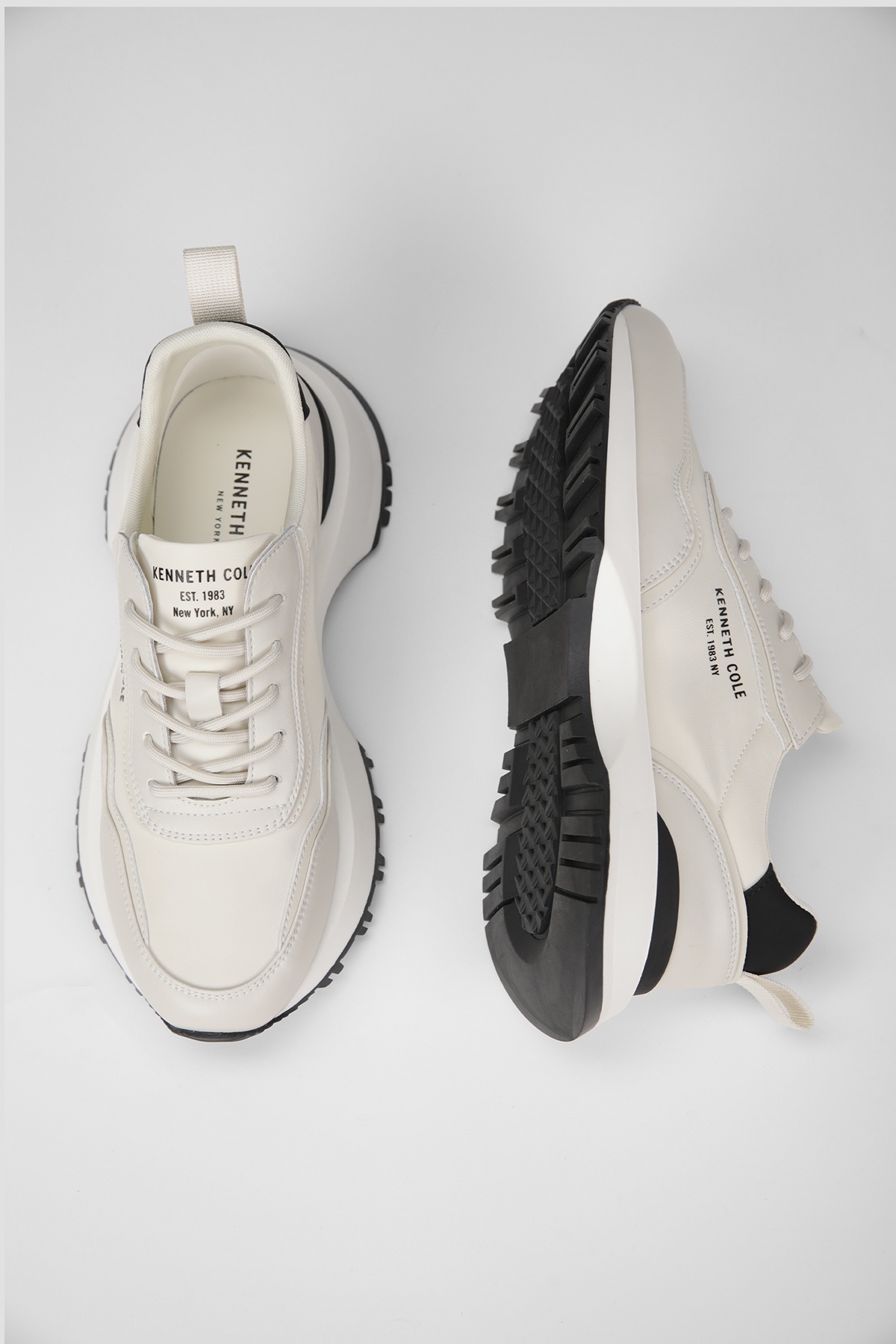 נעלי הליכה עור גברים