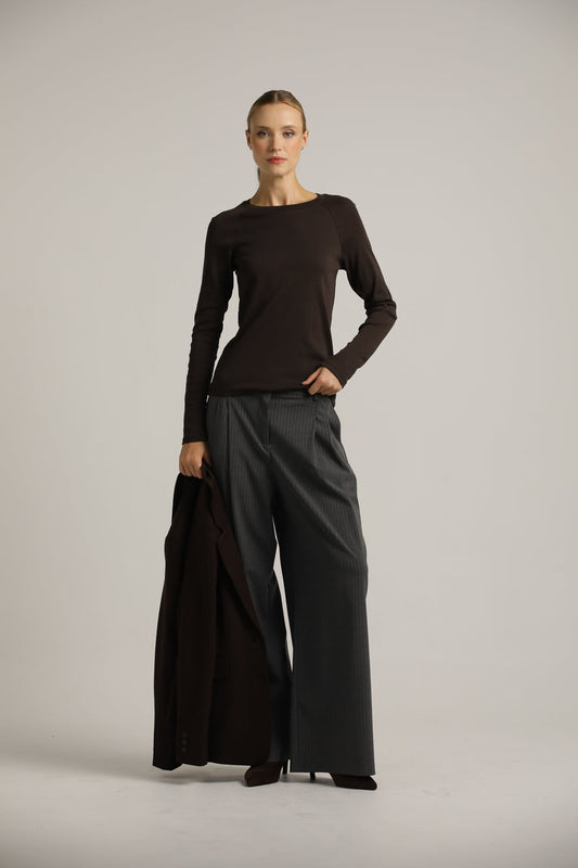 חולצת רגלן ארוכה בגזרה צמודה | קנת קול