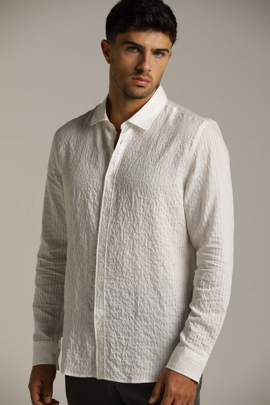 חולצה מכופתרת בטקסטורת קרינקל | קנת קול