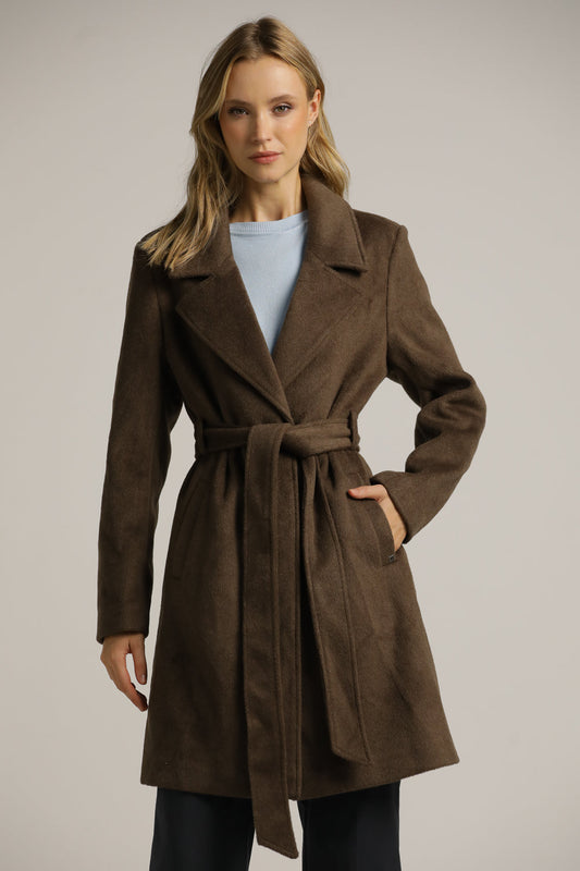 מעיל פורמל במראה צמרי בשילוב חגורה | קנת קול