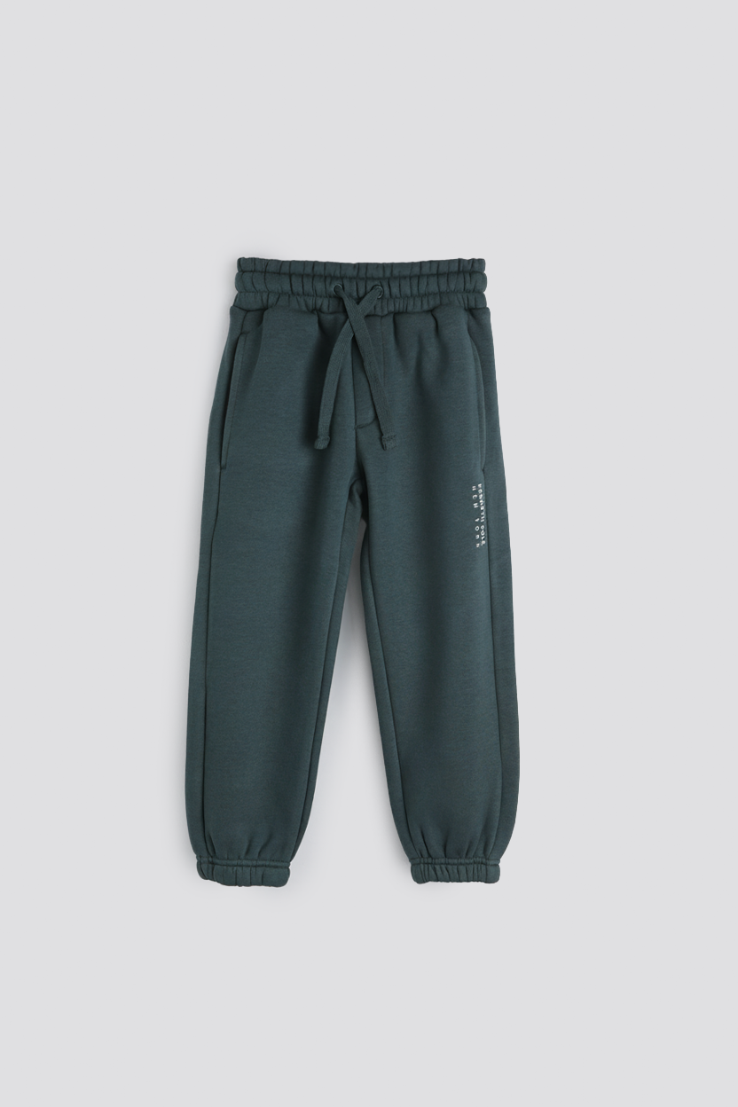 מכנסי טרנינג ארוכים עם הדפס לוגו | קנת קול