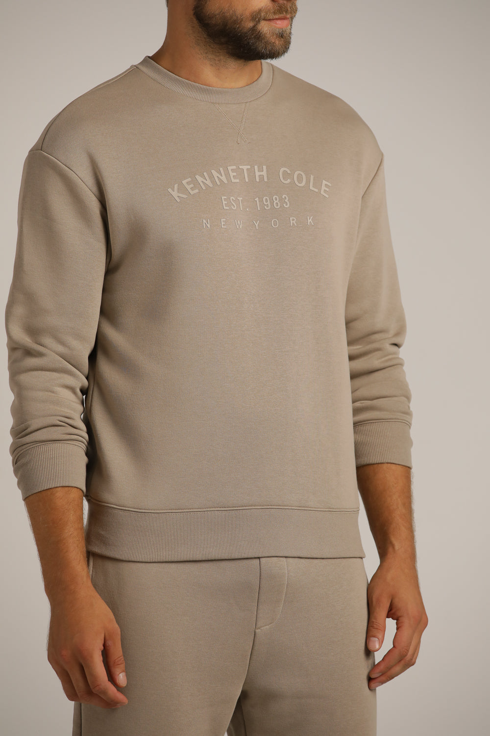 סווטשירט עם מפתח צוואר עגול | קנת קול