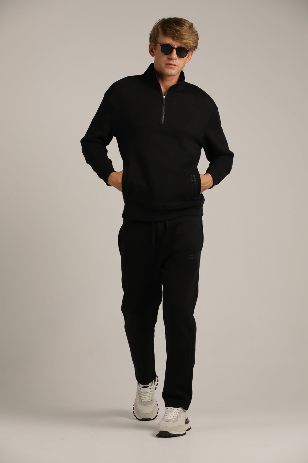 סווטשירט חצי רוכסן עם כיסים | קנת קול