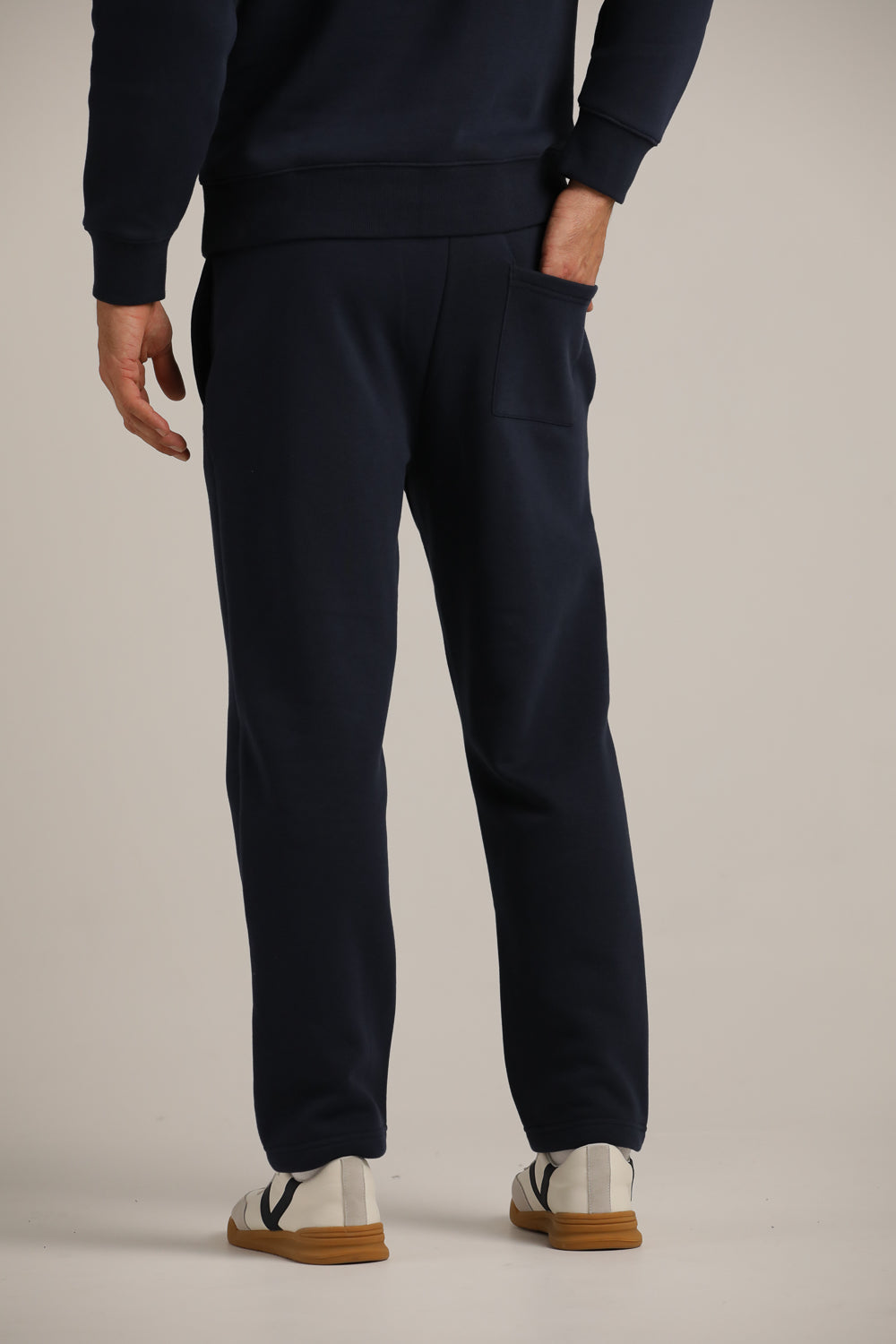 מכנסי טרנינג בגזרה ישרה | קנת קול