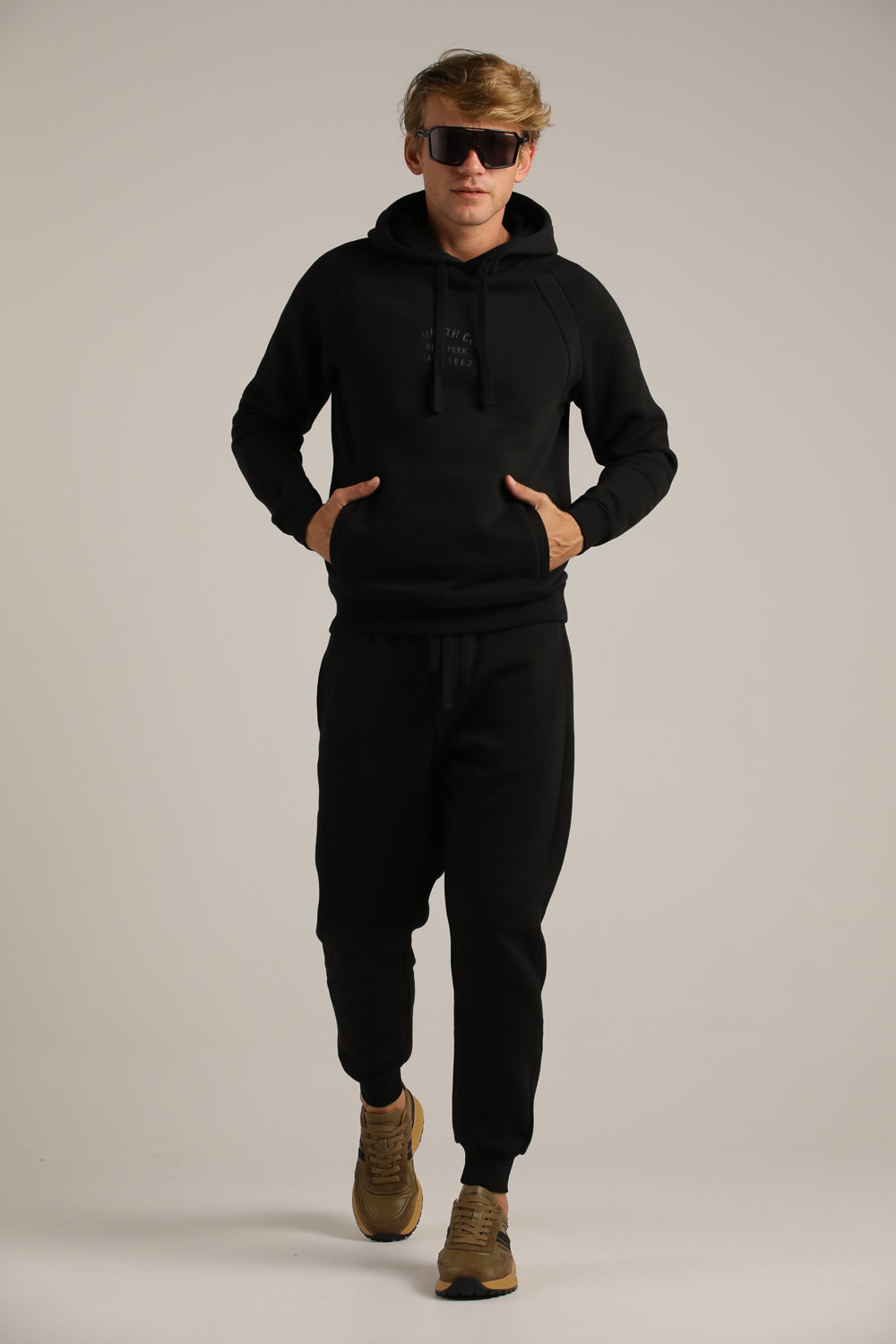 סווטשירט עם כובע קפוצ'ון | קנת קול