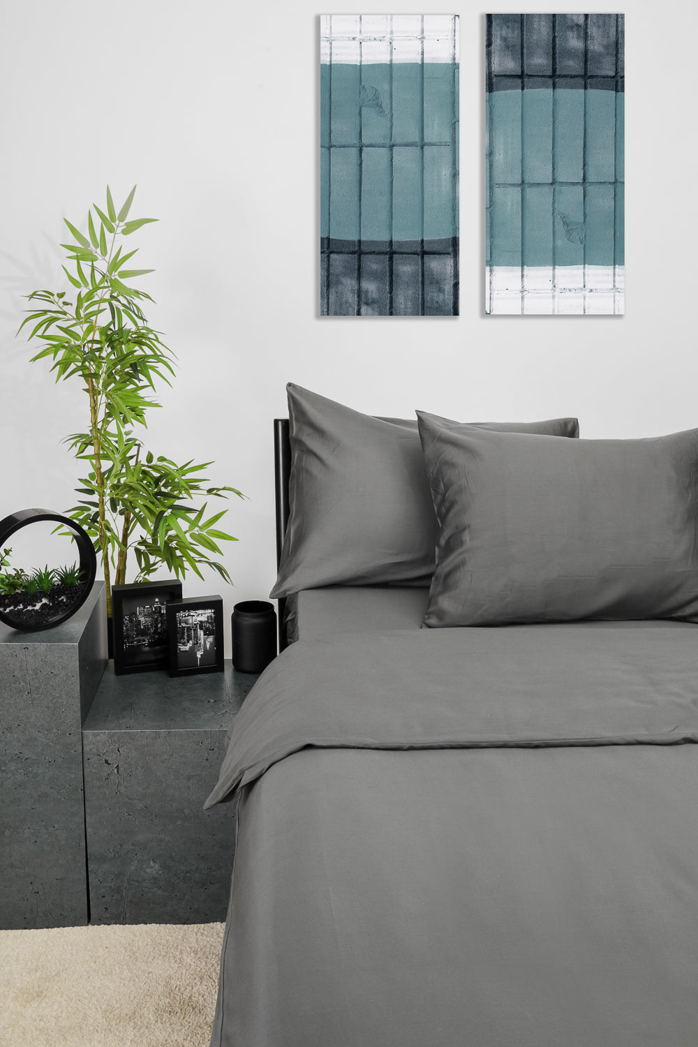 סדין מיטה זוגית רחבה מאוד  200/200 100% כותנה באריגת סאטן בצבע אפור כהה