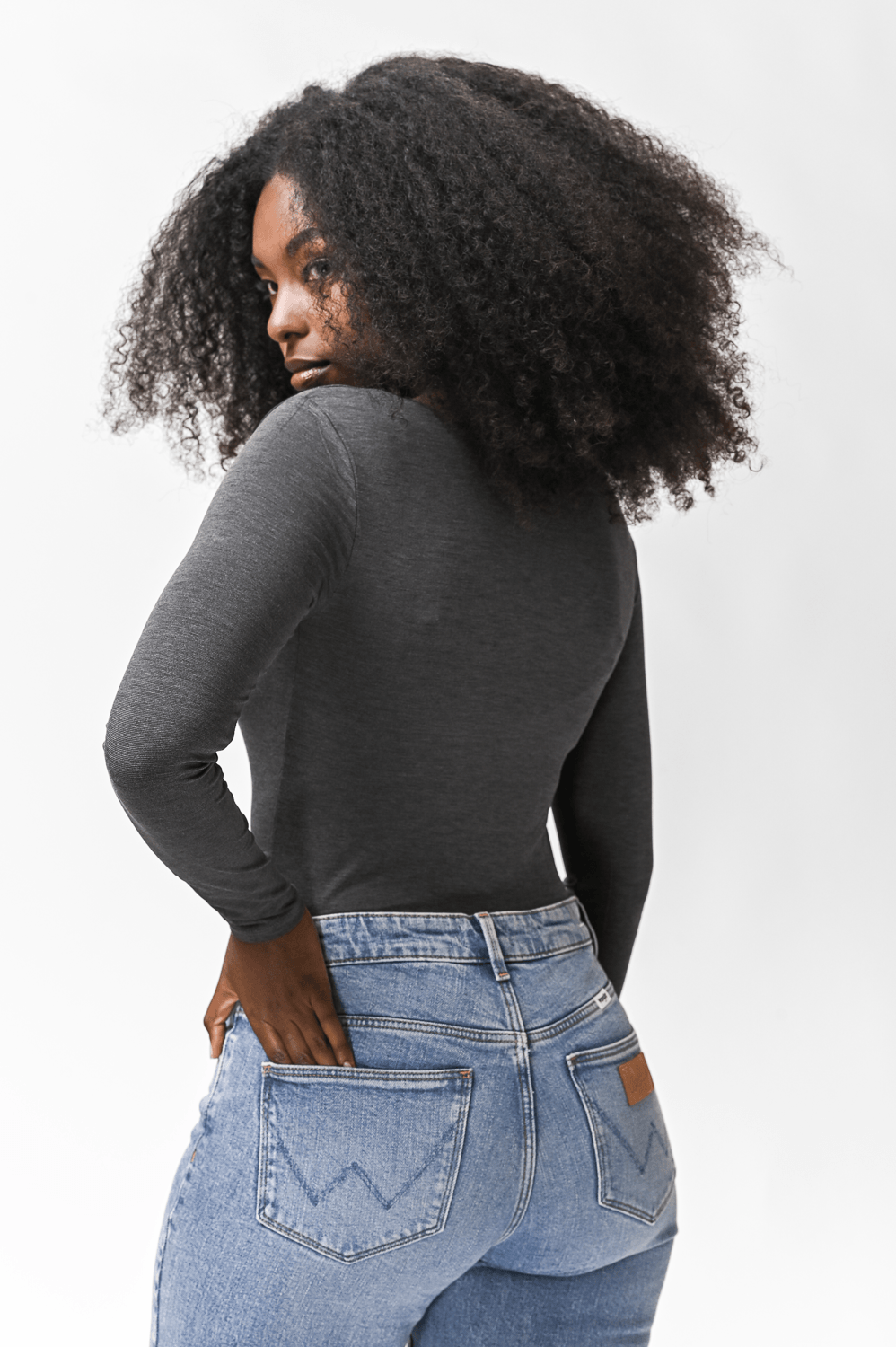 KENNETH COLE - טישירט ג'רסי בצבע אפור - MASHBIR//365