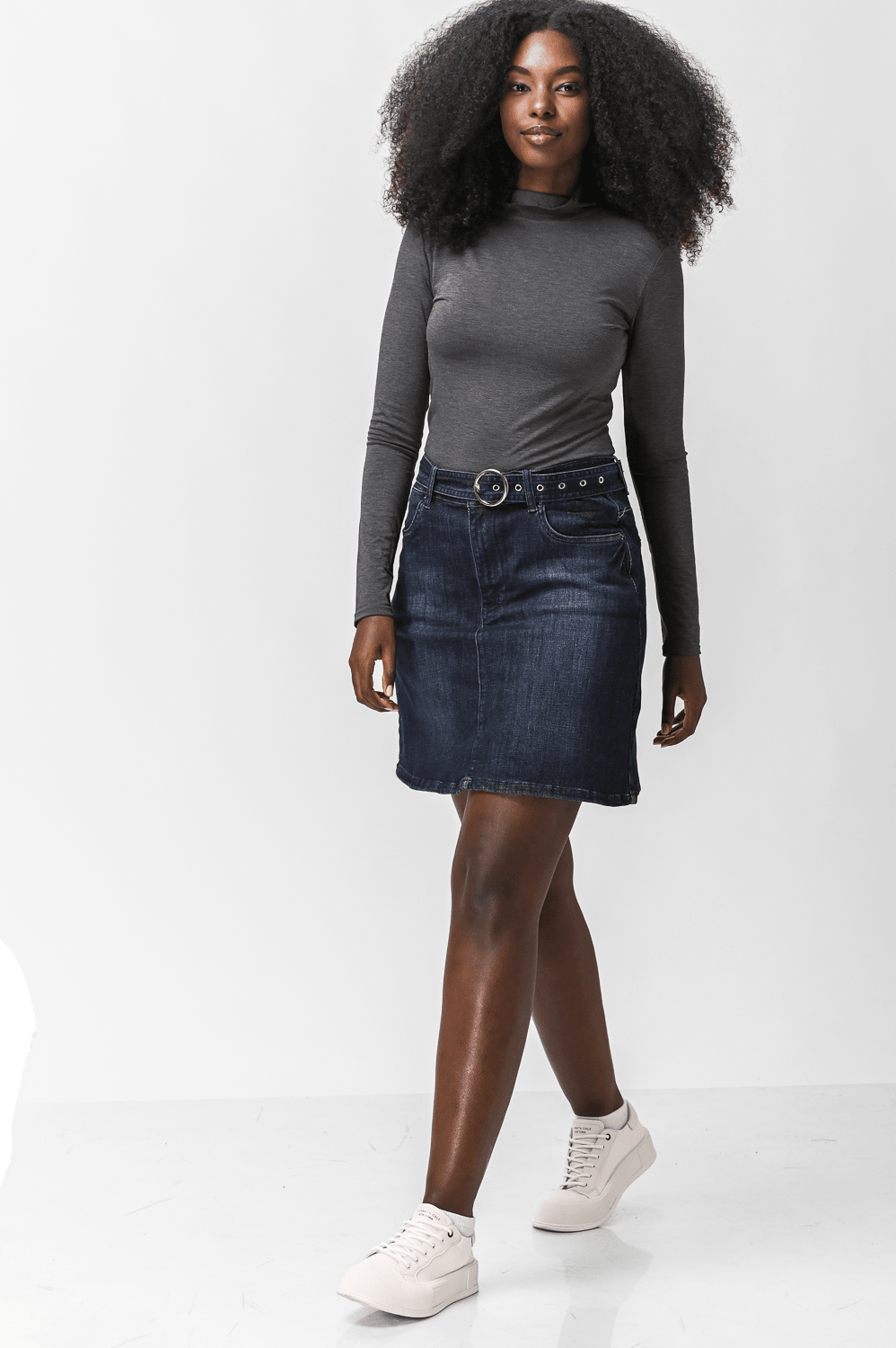 KENNETH COLE - טישירט גולף בצבע אפור - MASHBIR//365