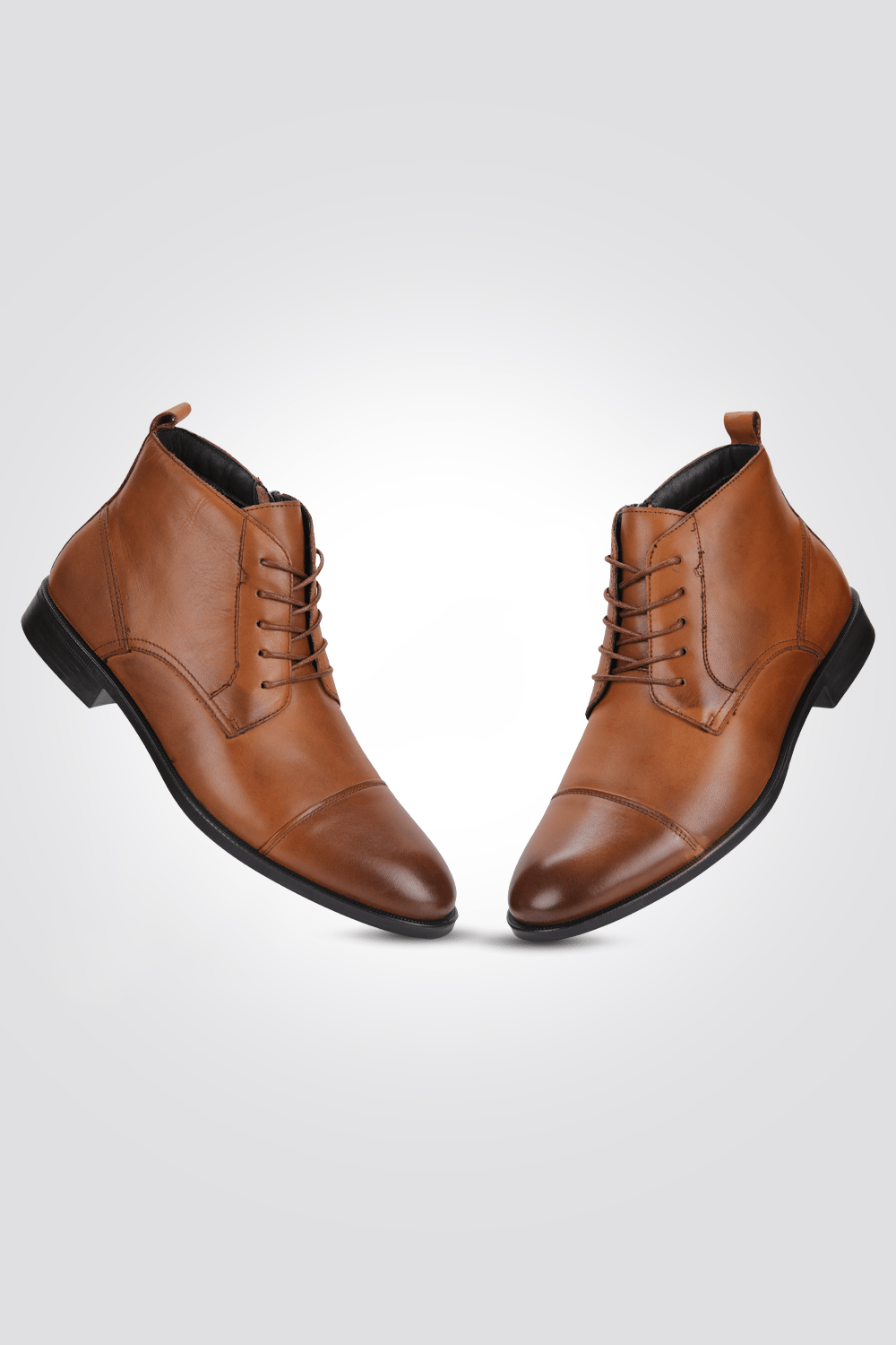 KENNETH COLE - מגפון מעור לגבר בצבע חום - MASHBIR//365