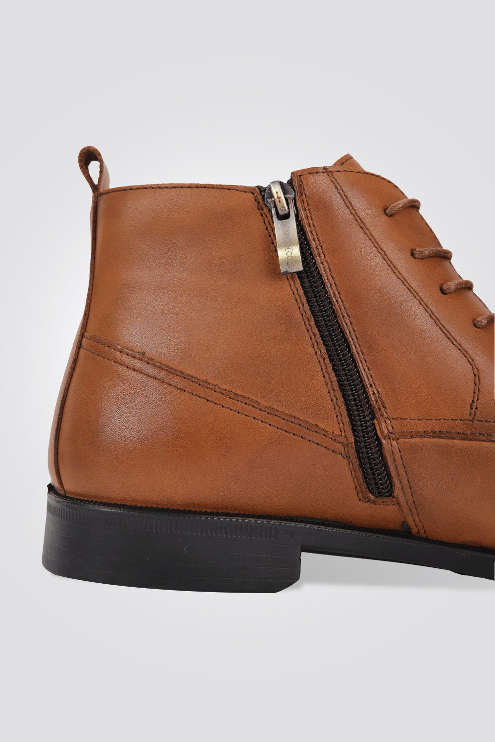 KENNETH COLE - מגפון מעור לגבר בצבע חום - MASHBIR//365