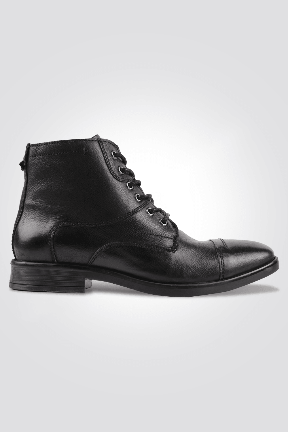 KENNETH COLE - מגפון עור לגבר בצבע שחור - MASHBIR//365