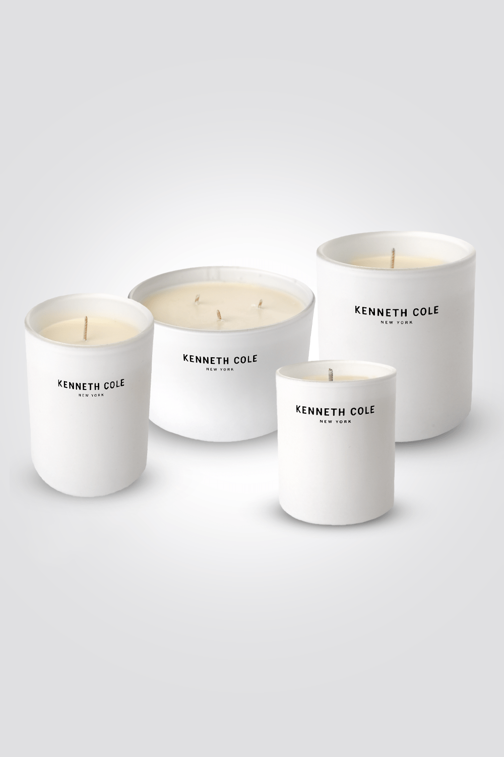 נר ריחני דקורטיבי בריח אוריינטל רוז 550 גר' בצבע לבן