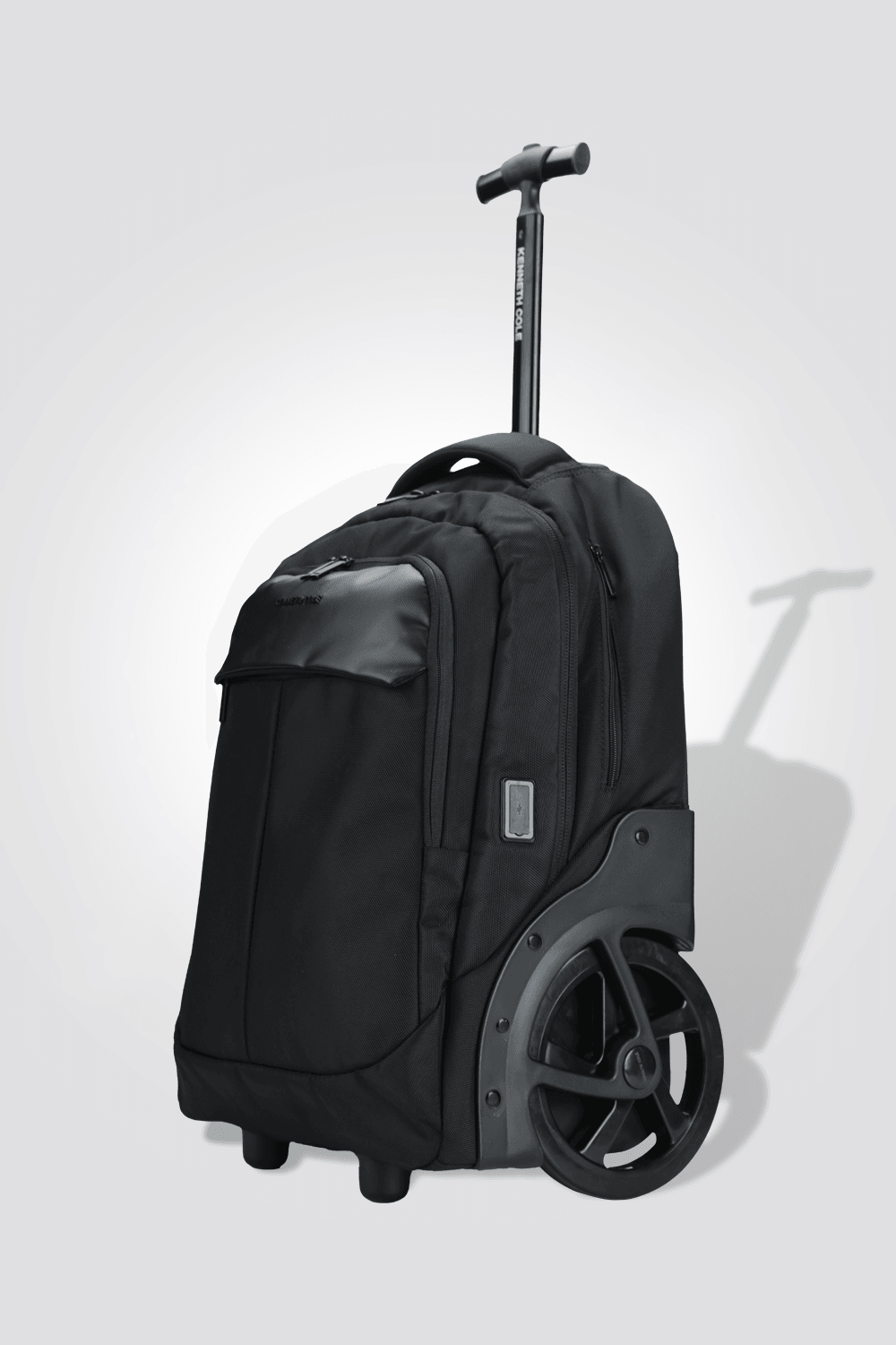 KENNETH COLE - תיק גב משולב טרולי בצבע שחור - MASHBIR//365