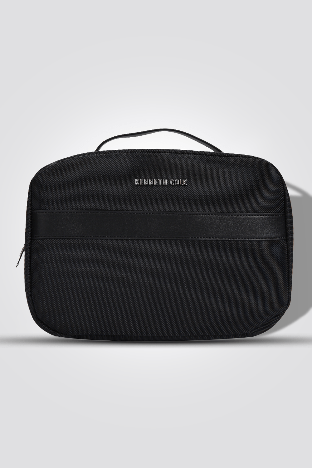 KENNETH COLE - תיק רחצה לגברים בצבע שחור - MASHBIR//365