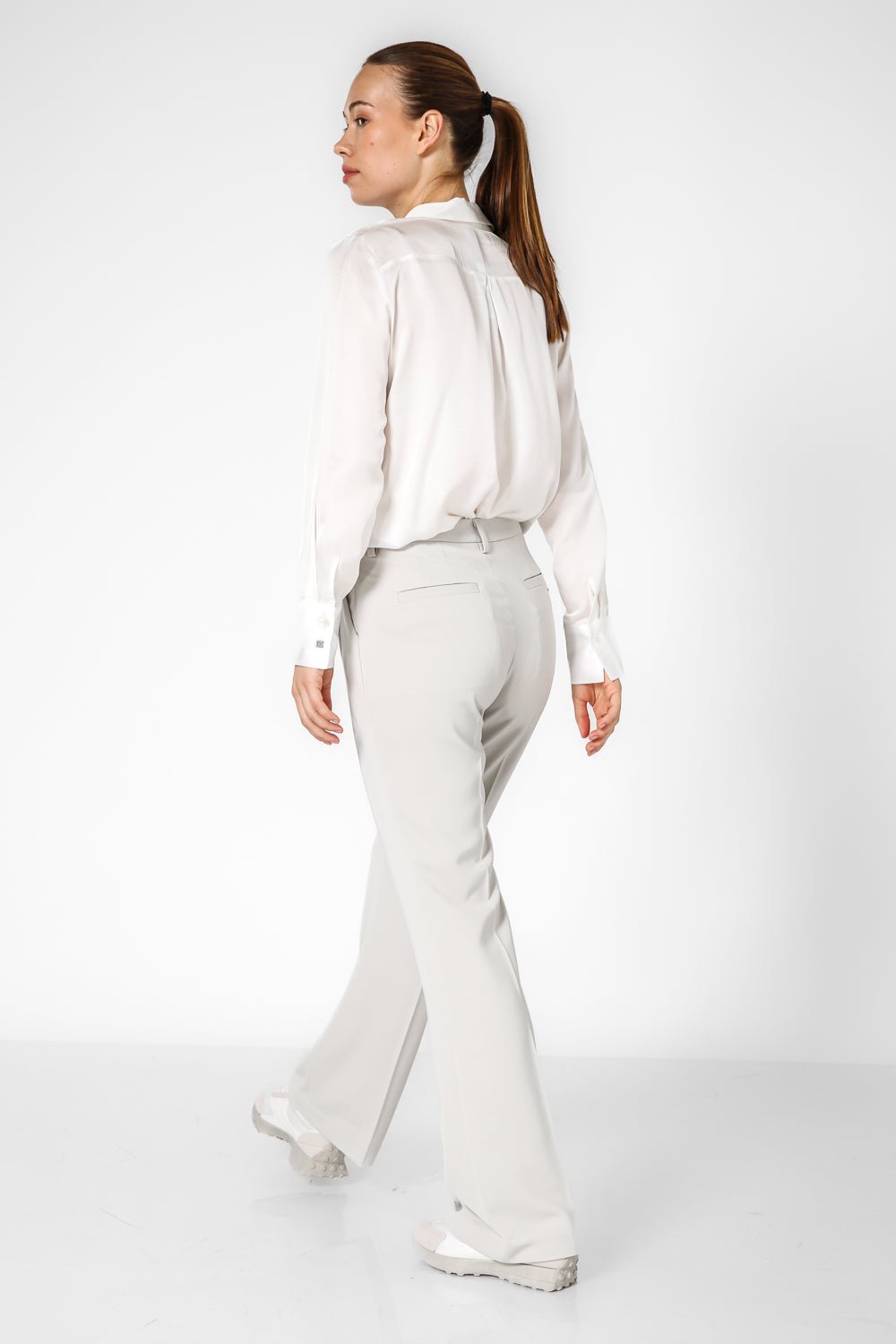 KENNETH COLE - חולצה מכופתרת בצבע לבן - MASHBIR//365