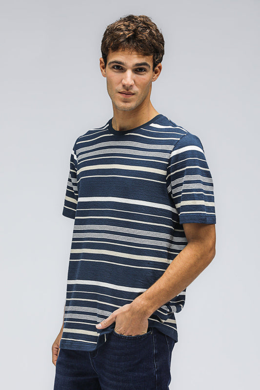 חולצת טישירט עם הדפס פסים | קנת קול 