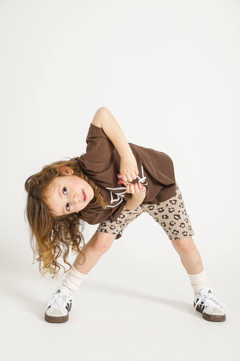 טישירט קצרה עם הדפס מעוצב לילדות | קנת קול 