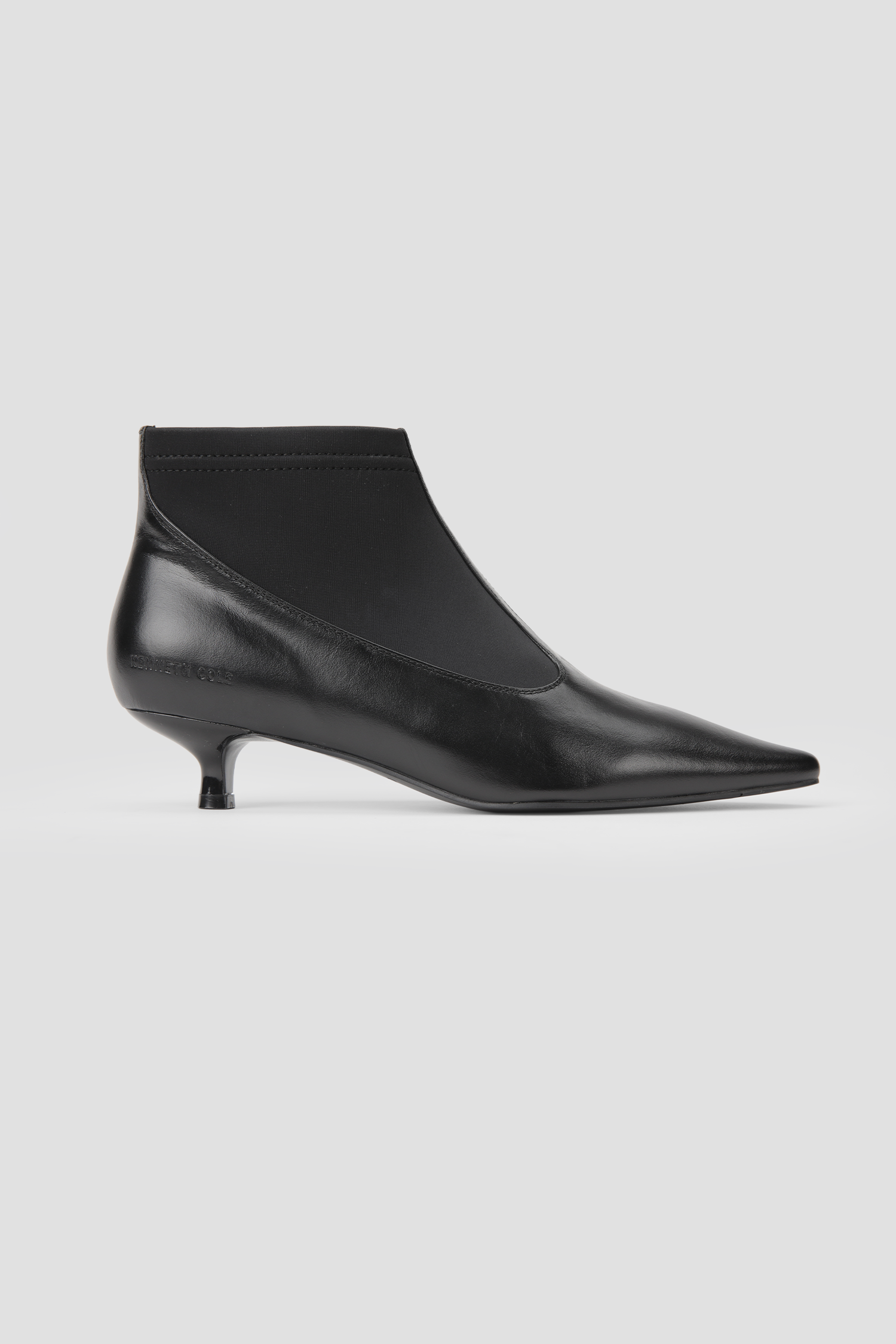 מגפוני עור בשילוב לייקרה לנשים | קנת קול