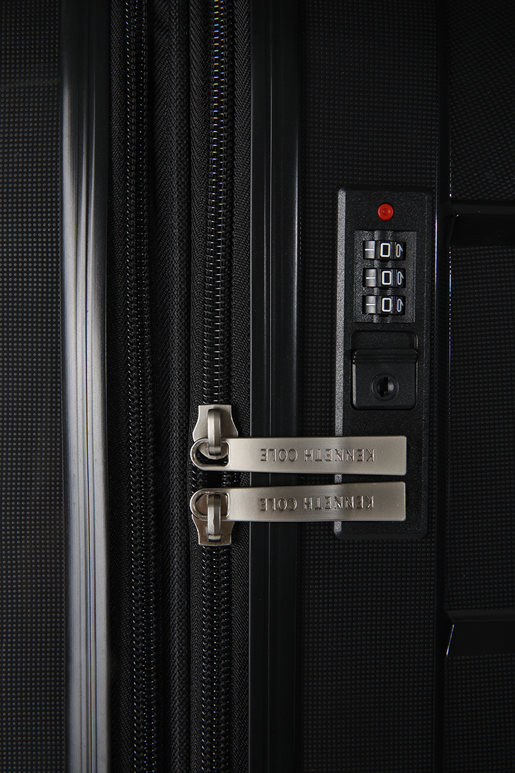 מזוודה קשיחה בינונית 24'' דגם VOYAGE | קנת קול 