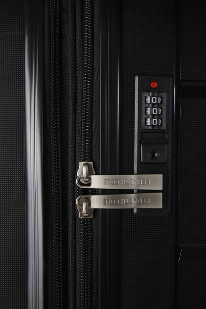 מזוודה קשיחה גדולה 28'' דגם VOYAGE 