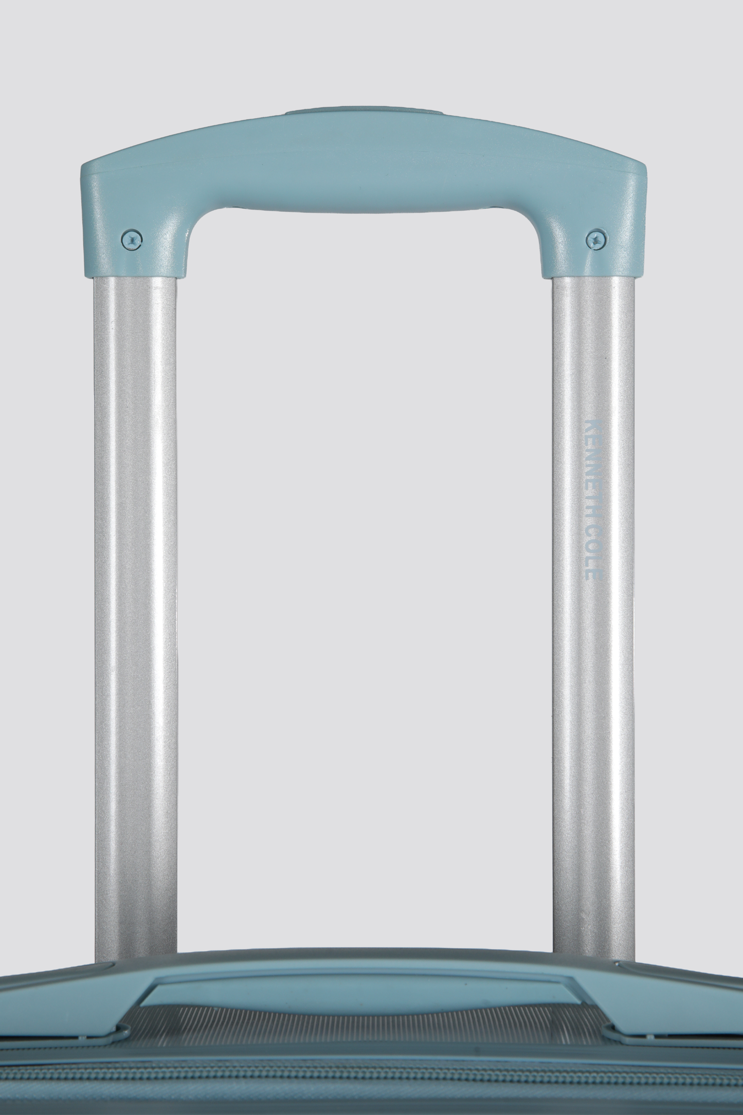 מזוודה קשיחה בינונית 24'' דגם VOYAGE | קנת קול