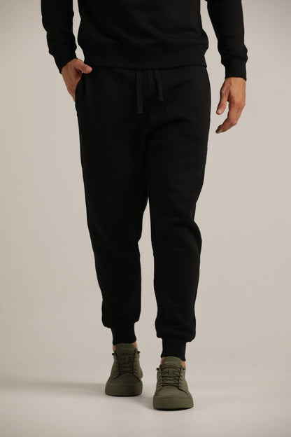 מכנסי טרנינג עם גומי בעקב | קנת קול