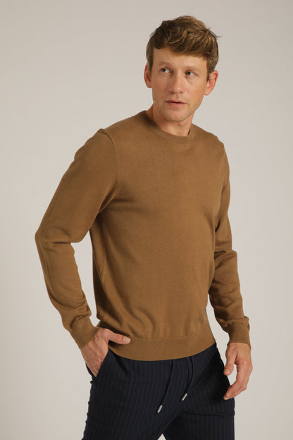 חולצת סריג עם צווארון עגול | קנת קול