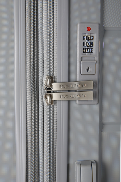 מזוודה קשיחה גדולה 28'' דגם VOYAGE 