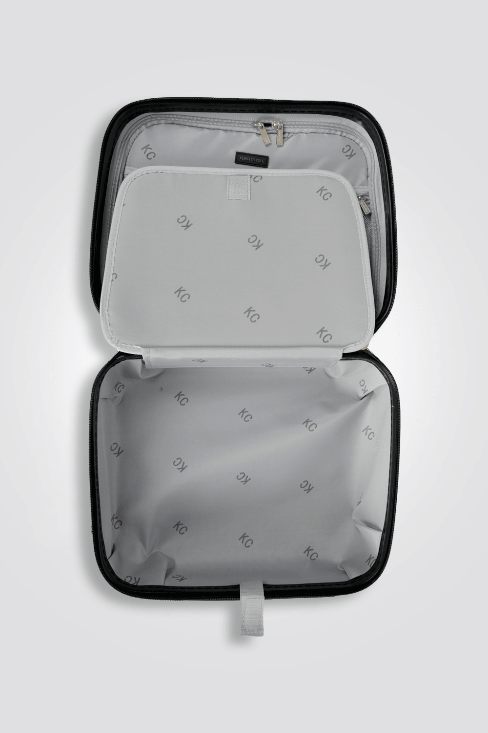 מזוודה 12'' COSMETIC CASE SOHO בצבע שחור - MASHBIR//365