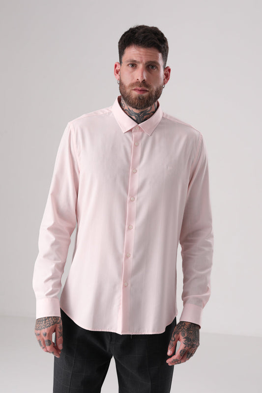 חולצה מכופתרת לגברים