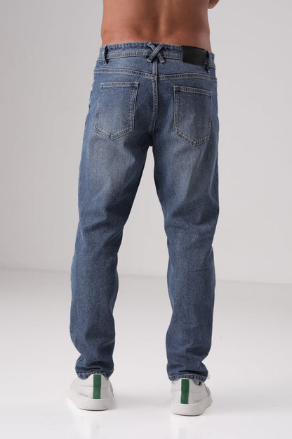 מכנסי ג'ינס בגזרת Slim