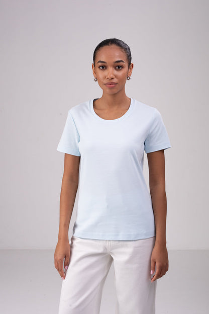 חולצת טי צווארון עגול לנשים