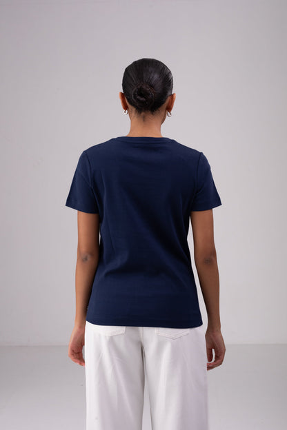 חולצת טי צווארון עגול לנשים