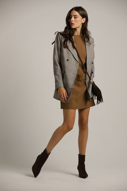 שמלת מיני ללא שרוולים עם חגורה | קנת קול