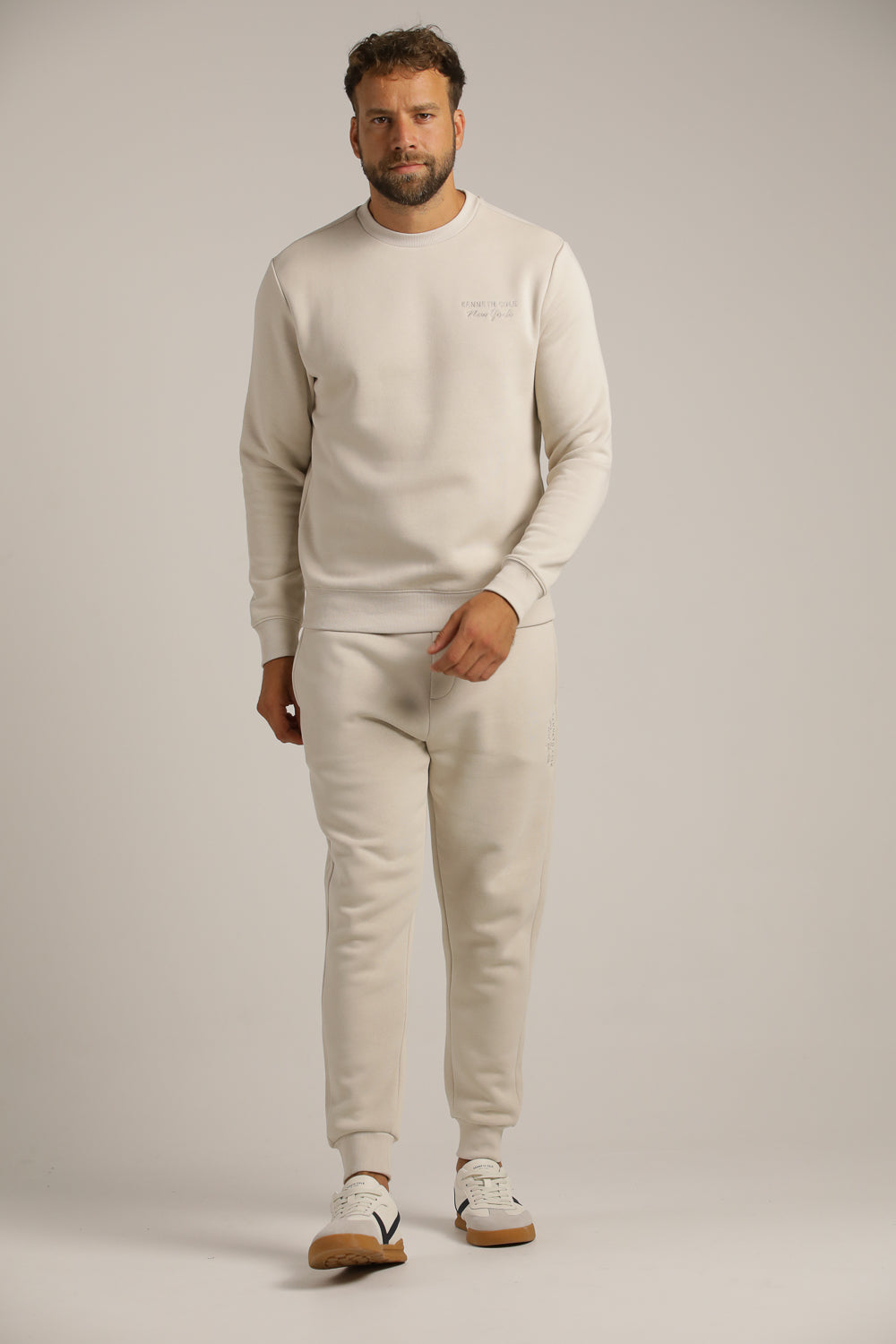 סווטשירט ממותג לגברים | קנת קול