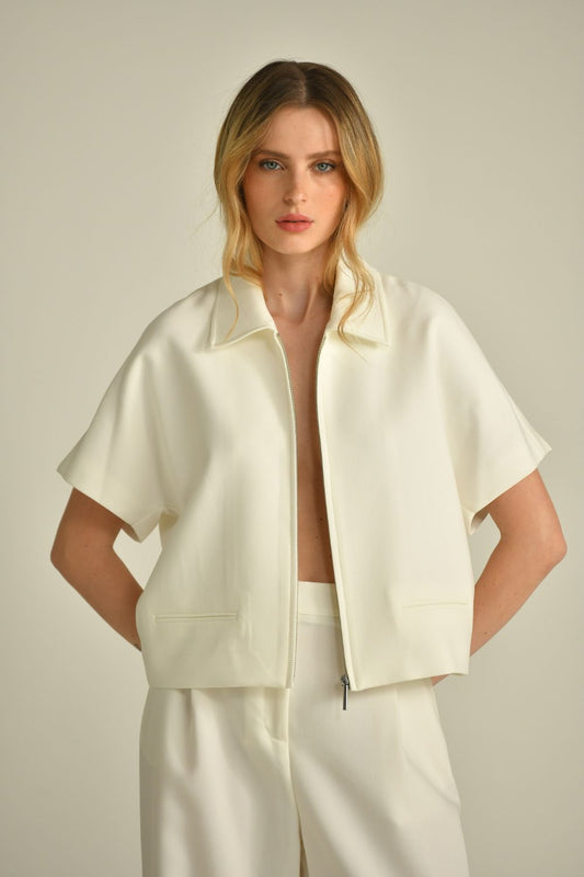 ג'קט בגזרה מחויטת עם שרוולים קצרים | קנת קול