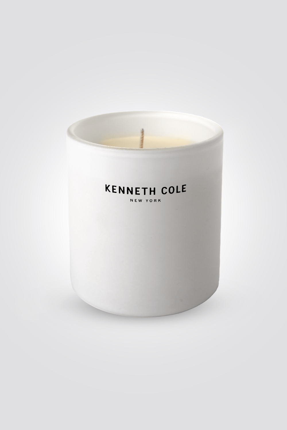 נר ריחני דקורטיבי בריח אוריינטל רוז 420 גר' בצבע לבן