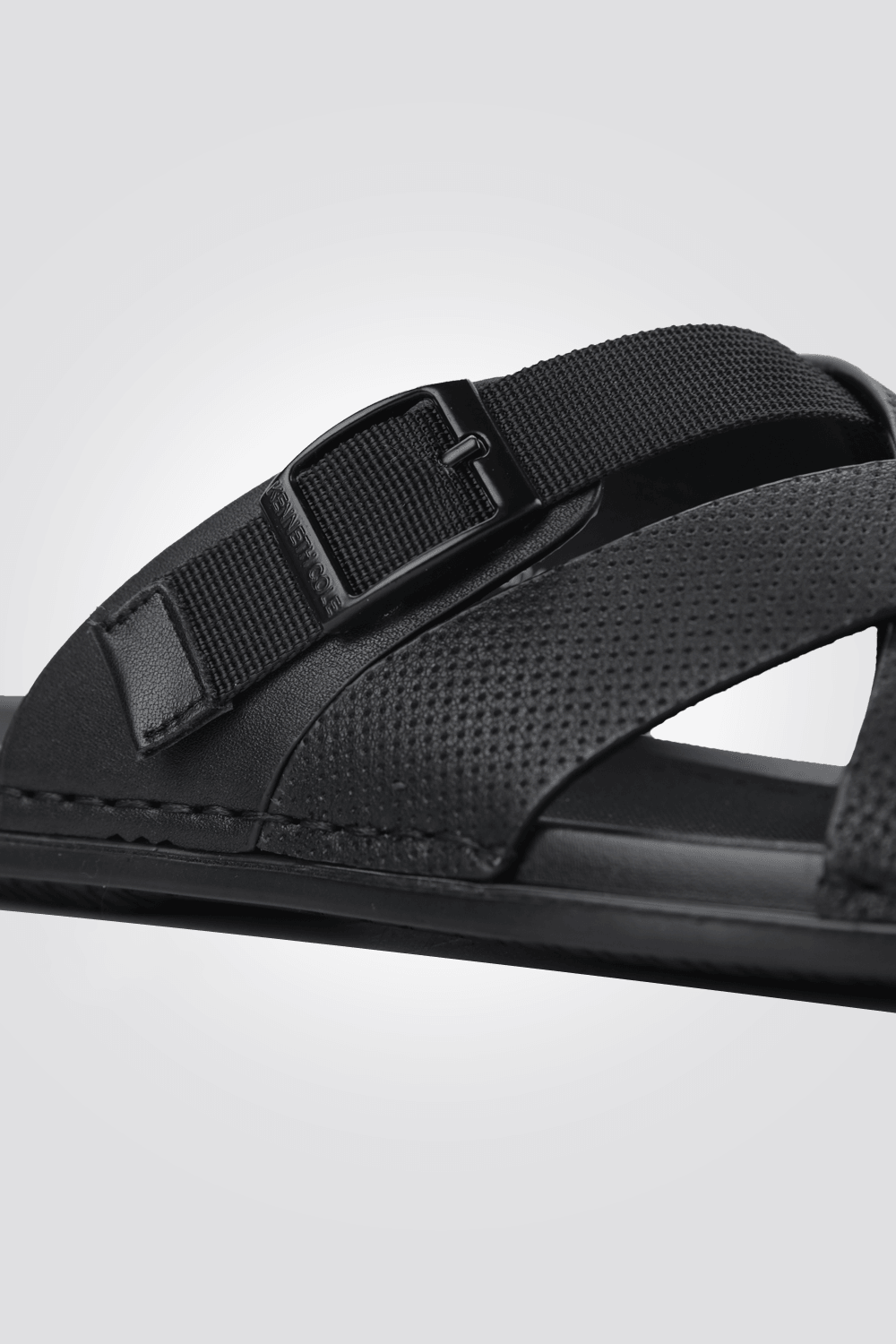 כפכפים לגבר X STRAP בצבע שחור - MASHBIR//365