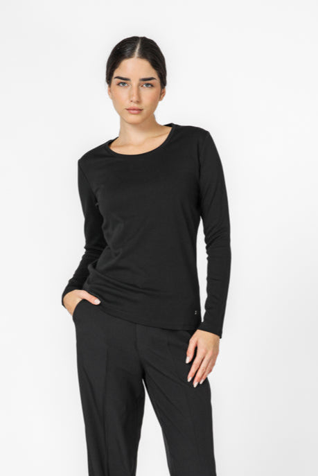 טישירט מפתח עגול לנשים