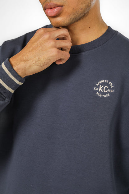 'סווטשירט קולג