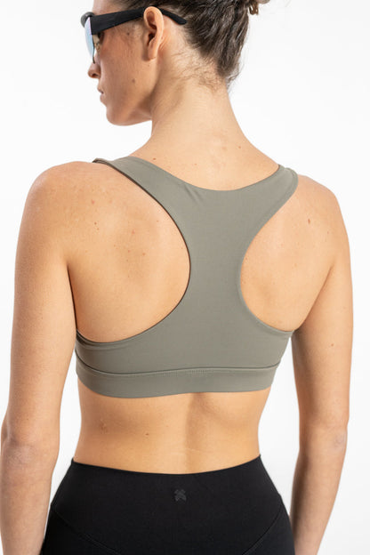 טופ אימון Heart Top בצבע ירוק זית