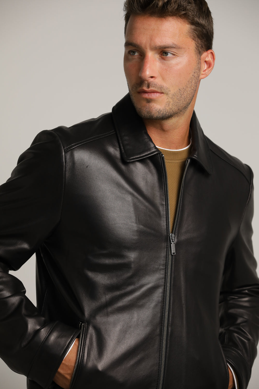 ג'קט בלוזון עור בצבע שחור | קנת קול